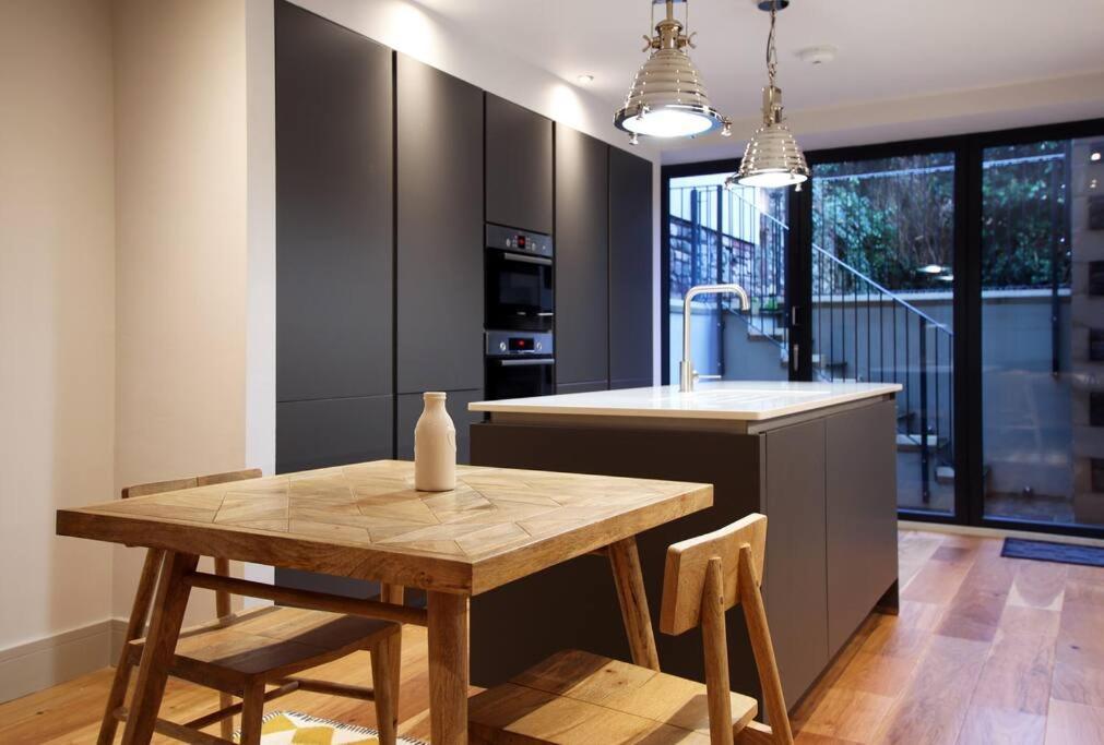 Stylish 2 Bed Home In The Heart Of Clifton Μπρίστολ Εξωτερικό φωτογραφία